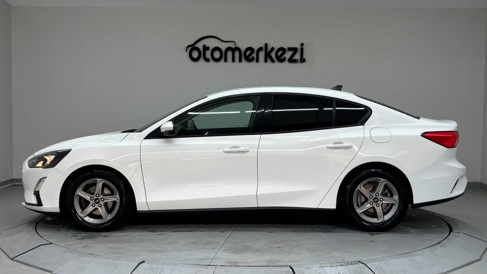 FORD FOCUS 11